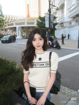 럭키스타 클래식 반팔 니트 티셔츠