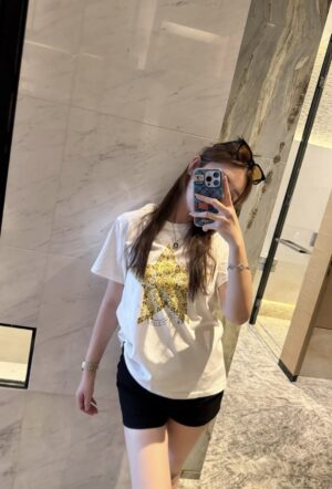 펜타곤 스타 자수 프린트 티셔츠